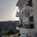 Petros