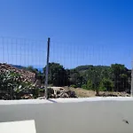 Petros Hotel
