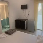 Petros Hotell Himare