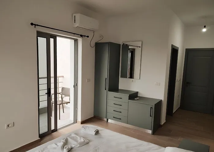 Hotel Petros