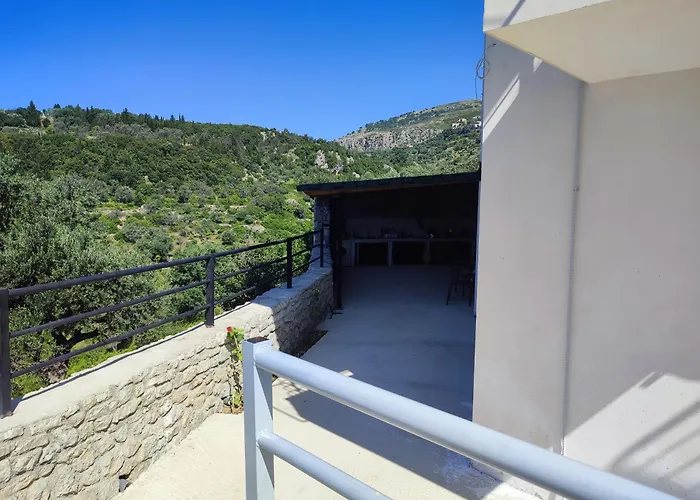 Petros Hotel Himarë