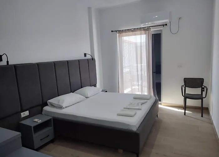 Hotel Petros Himarë
