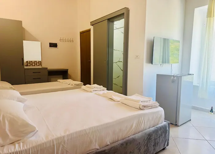 Hotel Petros *