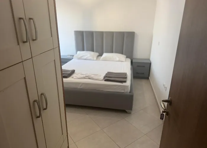 Hotel Petros *
