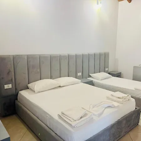 Petros Otel