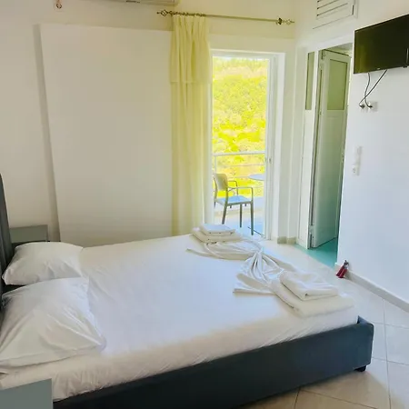 Hotel Petros Himare